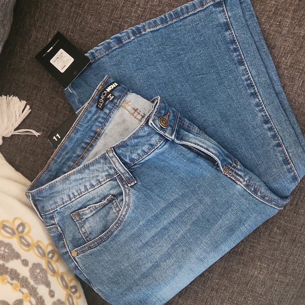NEW FashionNOVA Low Rise Flare Jeans - 11